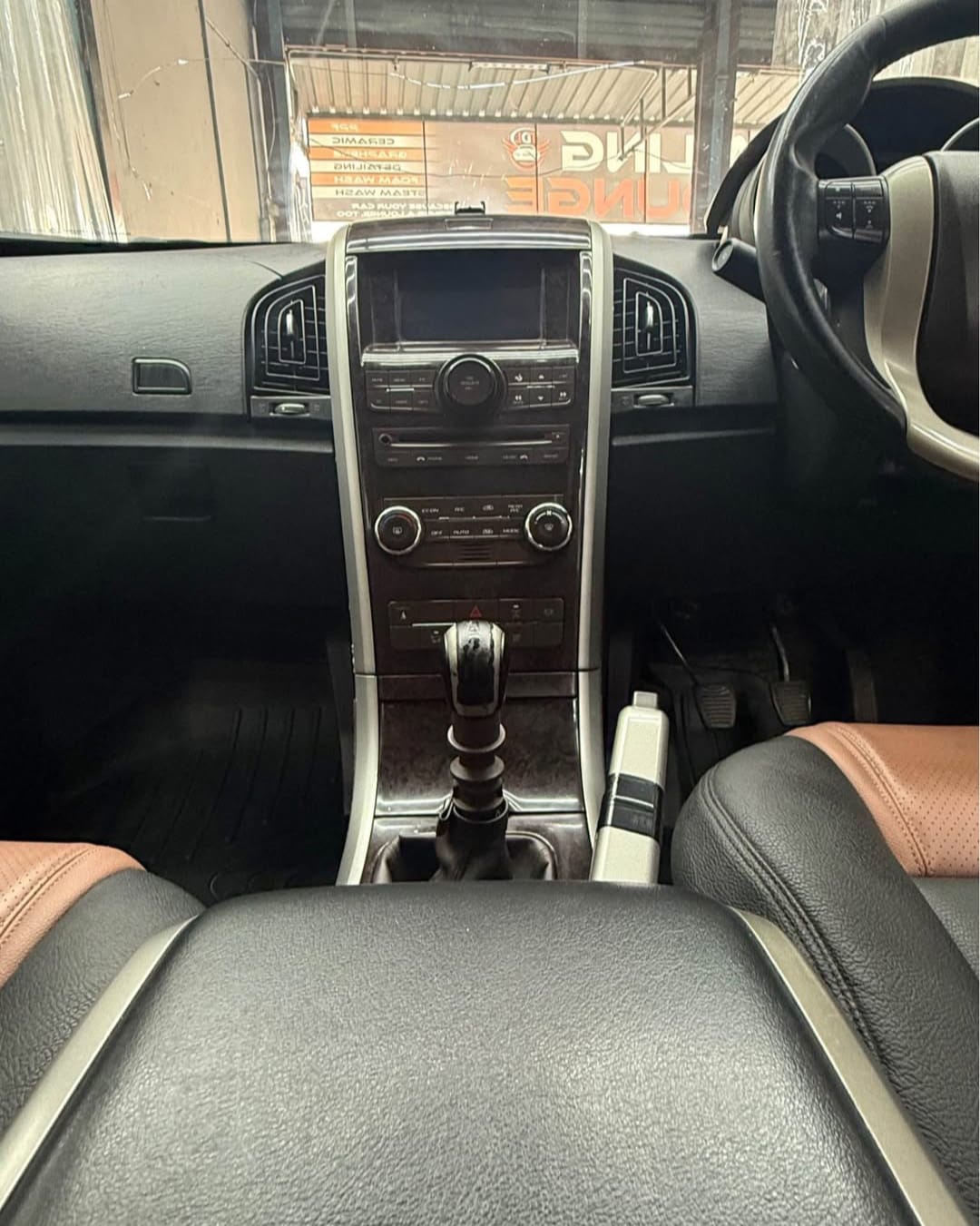 Mahindra Xuv500(2011-2015) W8